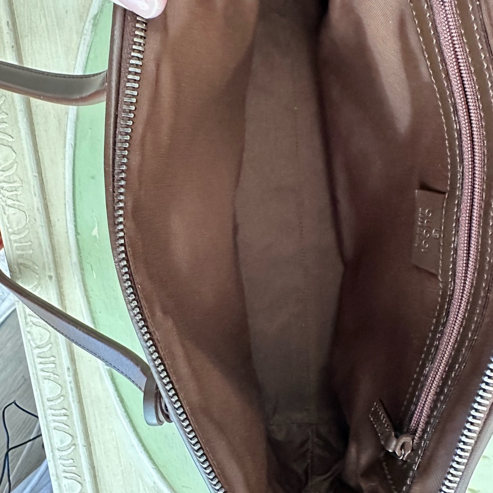 Gucci GG Canvas Brown Leather Trim Shoulder Bag - Picture 7 of 13